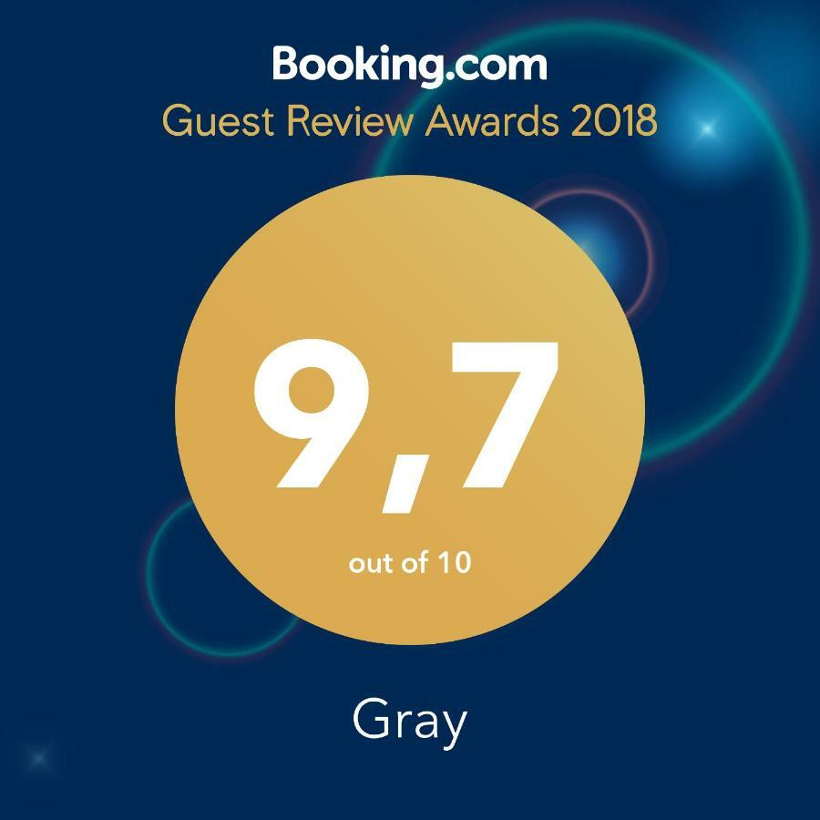 凯尔采Gray公寓 外观 照片